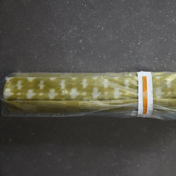 Homemade waxed fabric for kitchen usage. - Picture 3 of 8